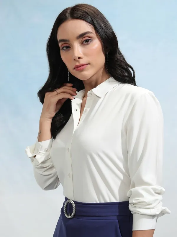 Women Solid Casual Shirt