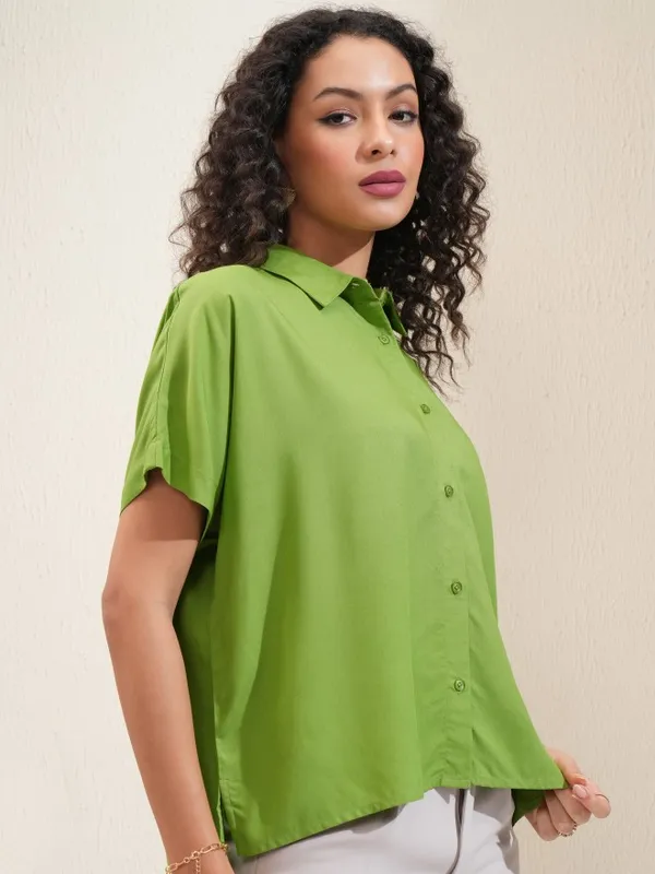 Tokyo Talkies Women Green Solid Regular Fit Casual Shirt