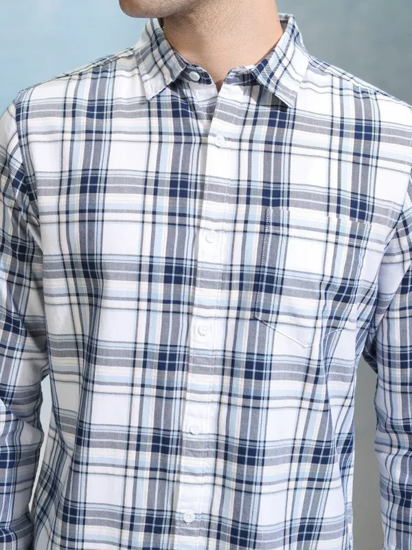 Ketch Men White Checked Regular Fit Casual Shirt