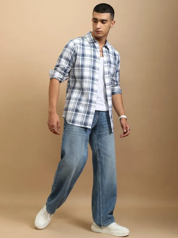 Ketch Men White Checked Regular Fit Casual Shirt