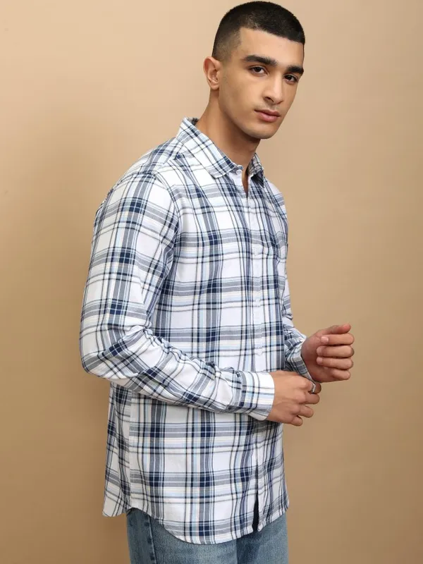 Ketch Men White Checked Regular Fit Casual Shirt