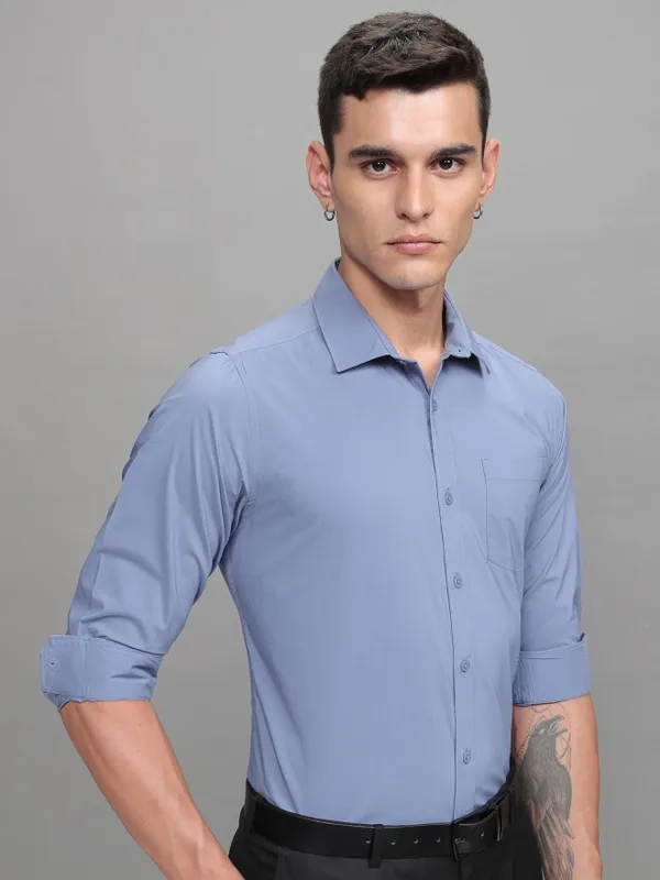 Highlander Men Blue Soft Stretch Solid Multi Occation Slim Fit Shirt