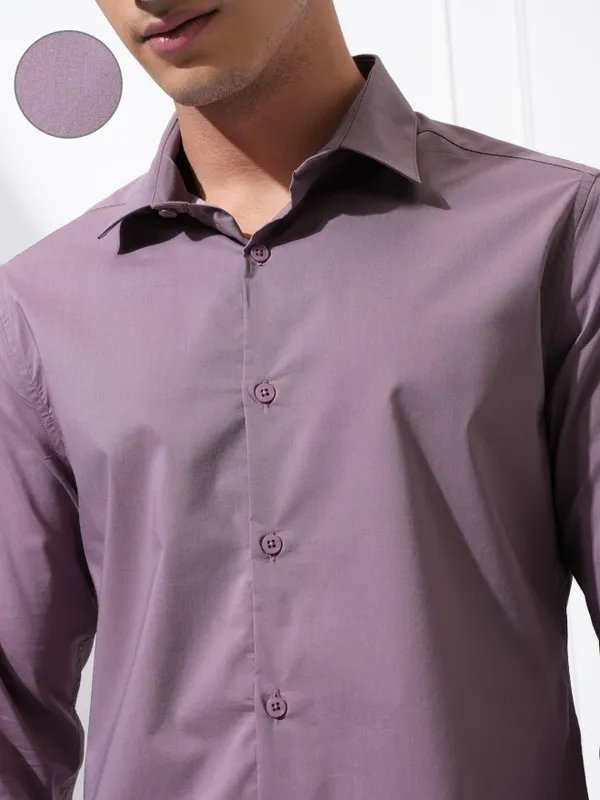 Highlander Men Pink Solid Slim Fit Casual Shirt