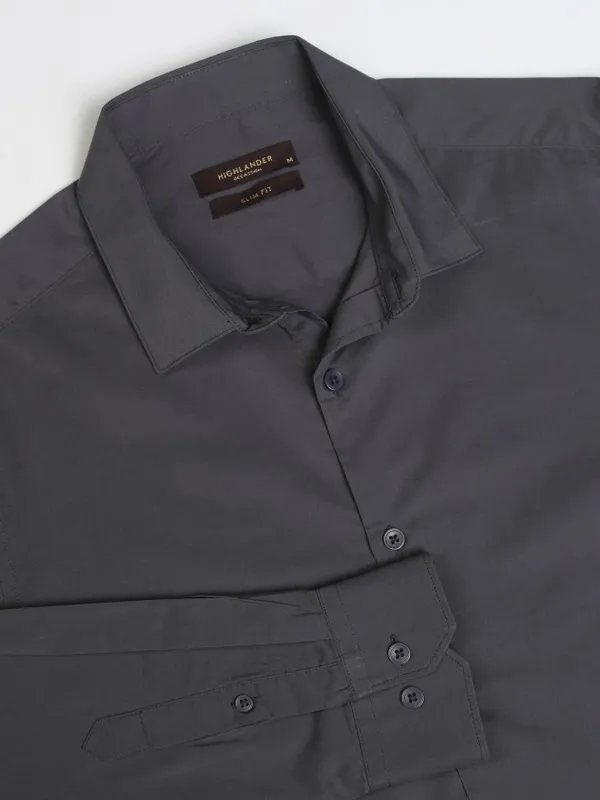 Highlander Men Grey Solid Slim Fit Casual Shirt