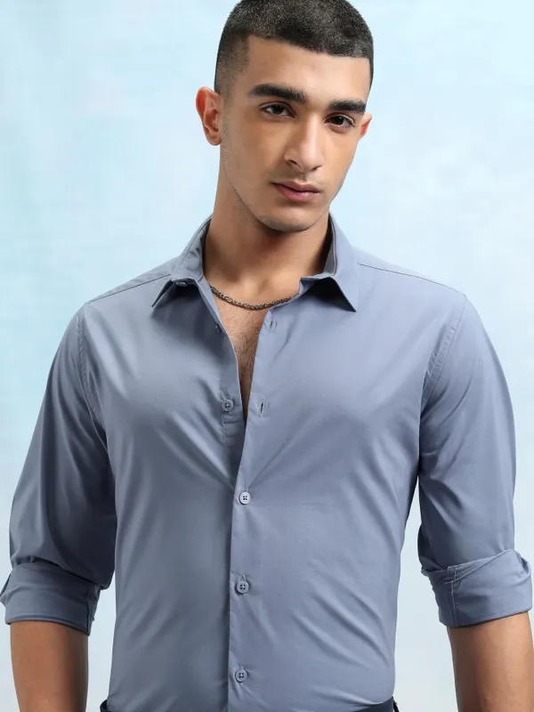 Men Slim Fit Casual Shirt