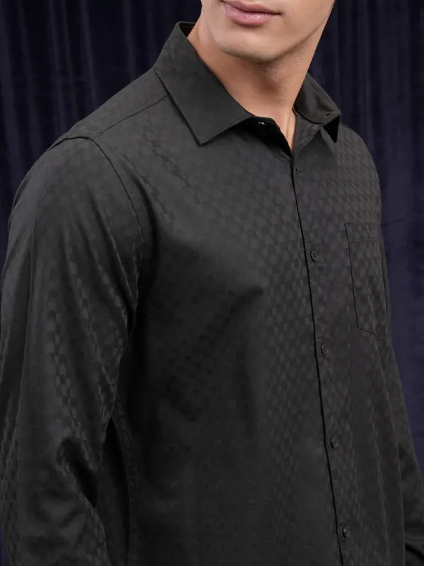 Highlander Men Black Self Design Slim Fit Casual Shirt