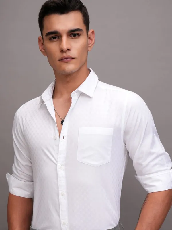 Highlander Men White Textured Slim Fit Casual Shirt
