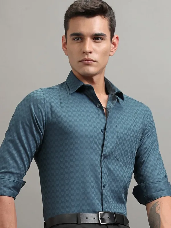 Highlander Men Blue Textured Slim Fit Casual Shirt