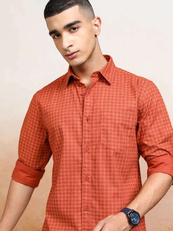 Highlander Men Rust Checked Regular Fit Casual Shirt