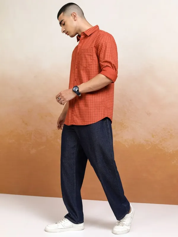 Highlander Men Rust Checked Regular Fit Casual Shirt