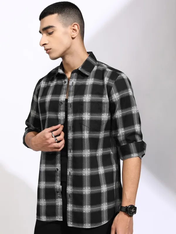 Highlander Men Black Checked Regular Fit Casual Shirt