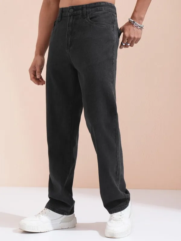 Highlander Men Black Straight Fit Jeans