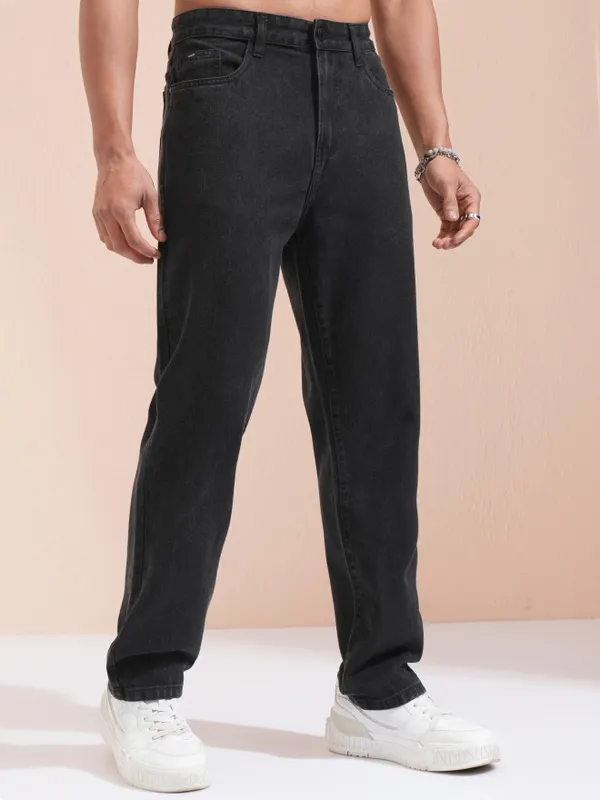 Highlander Men Black Straight Fit Jeans