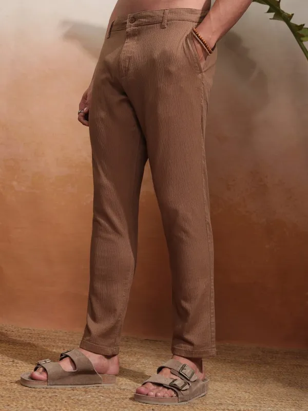 Highlander Men Brown Slim Fit Solid Chinos