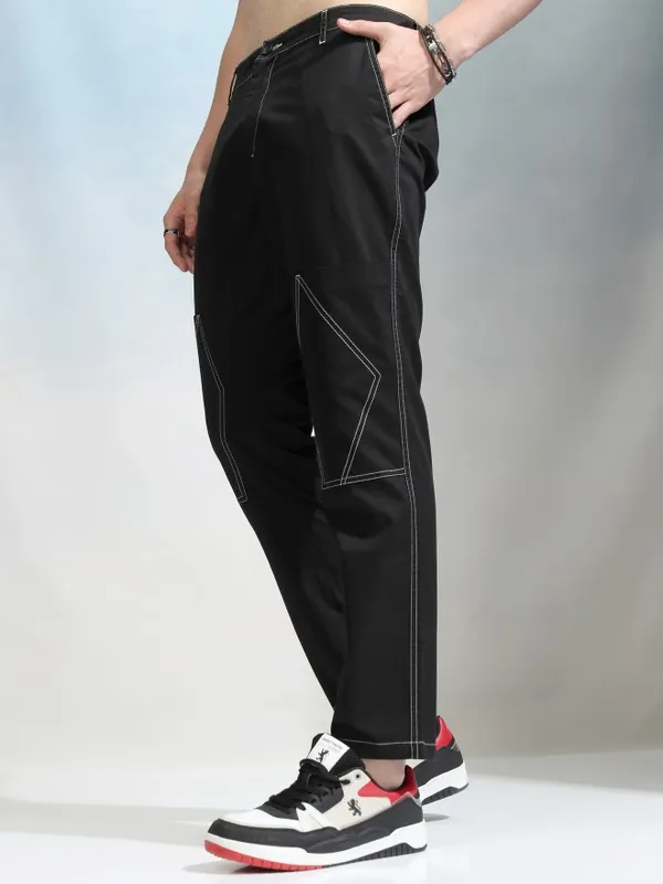 Highlander Men Black Slim Fit Solid Chinos