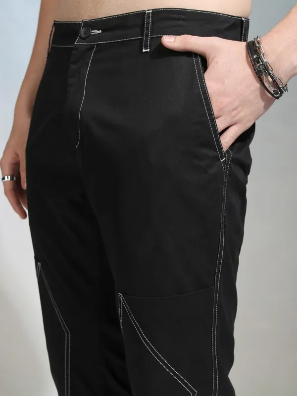 Highlander Men Black Slim Fit Solid Chinos