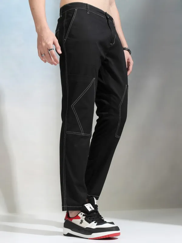 Highlander Men Black Slim Fit Solid Chinos