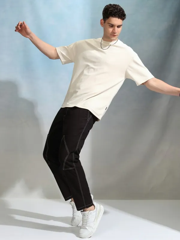 Highlander Men Black Slim Fit Solid Chinos