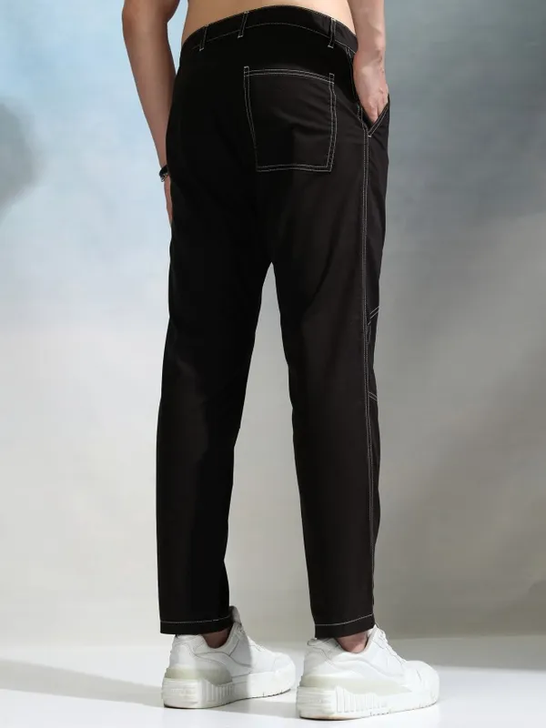 Highlander Men Black Slim Fit Solid Chinos