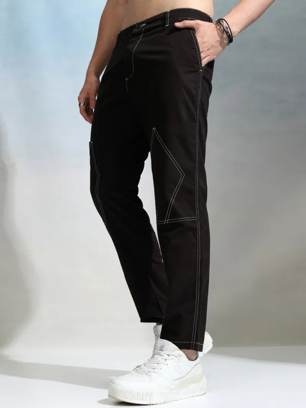 Highlander Men Black Slim Fit Solid Chinos