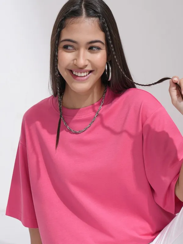 Tokyo Talkies Women Pink Solid Round Neck T-Shirt