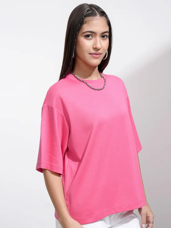 Tokyo Talkies Women Pink Solid Round Neck T-Shirt
