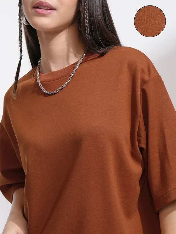 Tokyo Talkies Women Brown Solid Round Neck T-Shirt