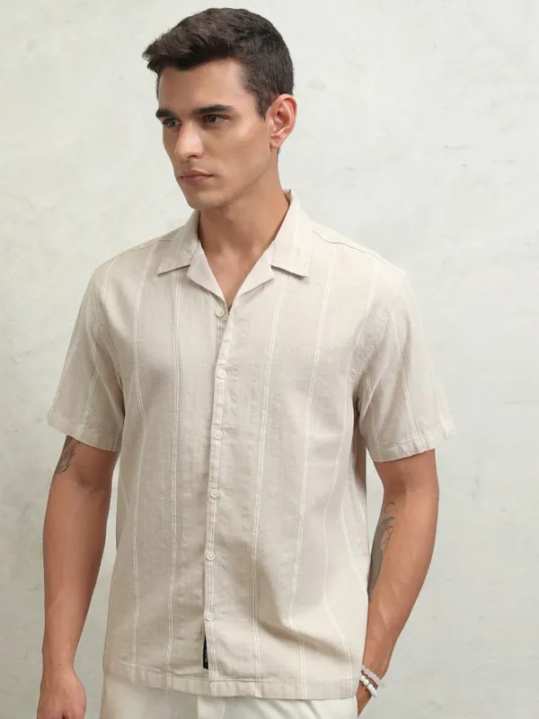 Highlander Men Beige Striped Relaxed Fit Casual Shirt