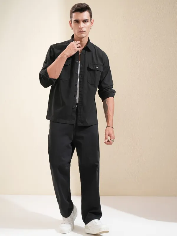 Highlander Men Black Solid Oversized Fit Casual Shirt