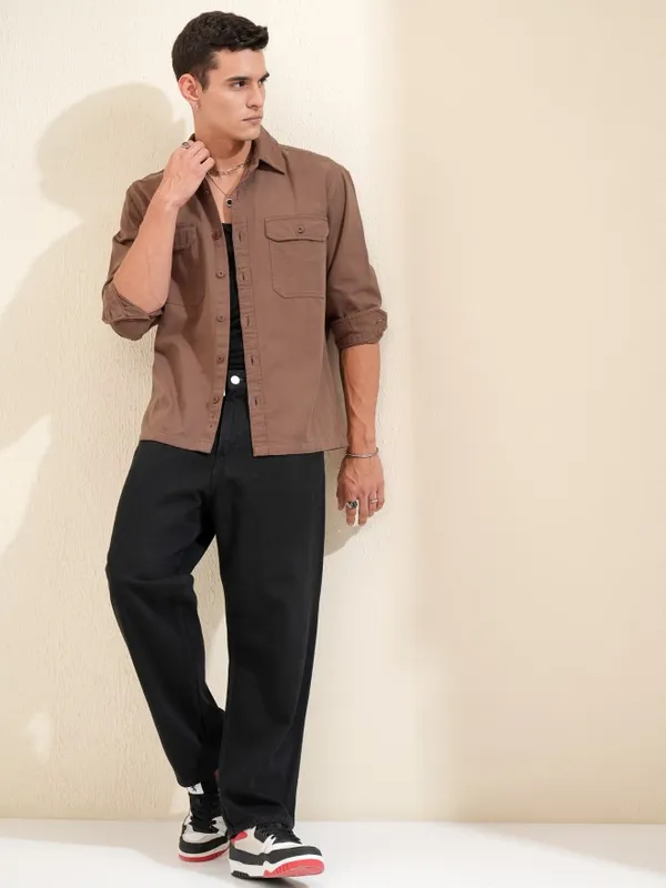 Highlander Men Brown Solid Oversized Fit Casual Shirt