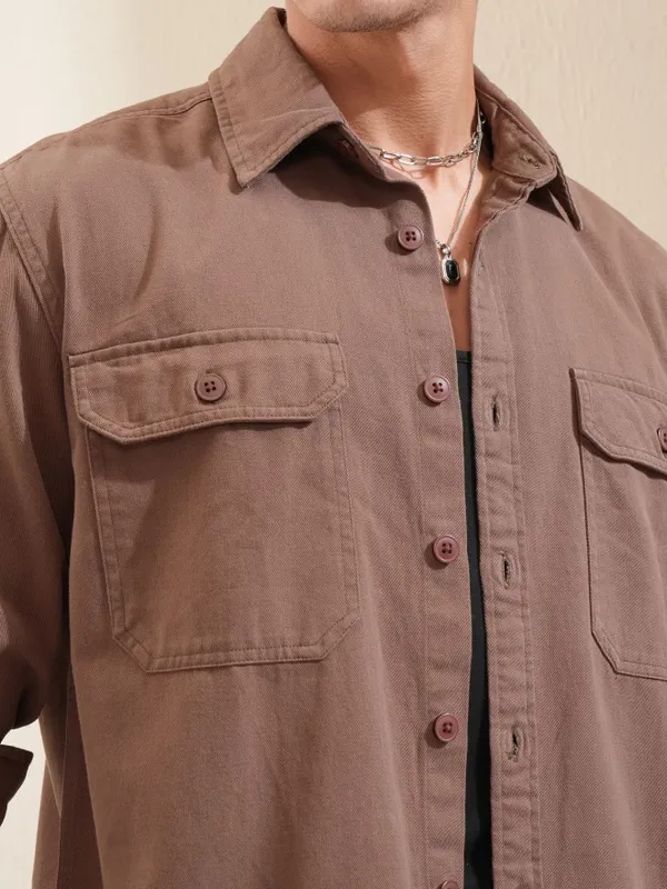 Highlander Men Brown Solid Oversized Fit Casual Shirt