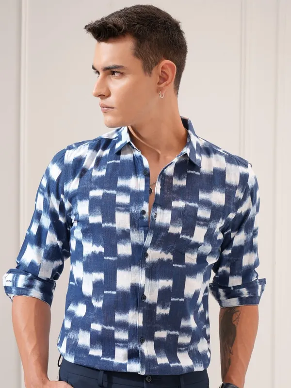 Highlander Men Blue Printed Regular Fit Casual Shirt