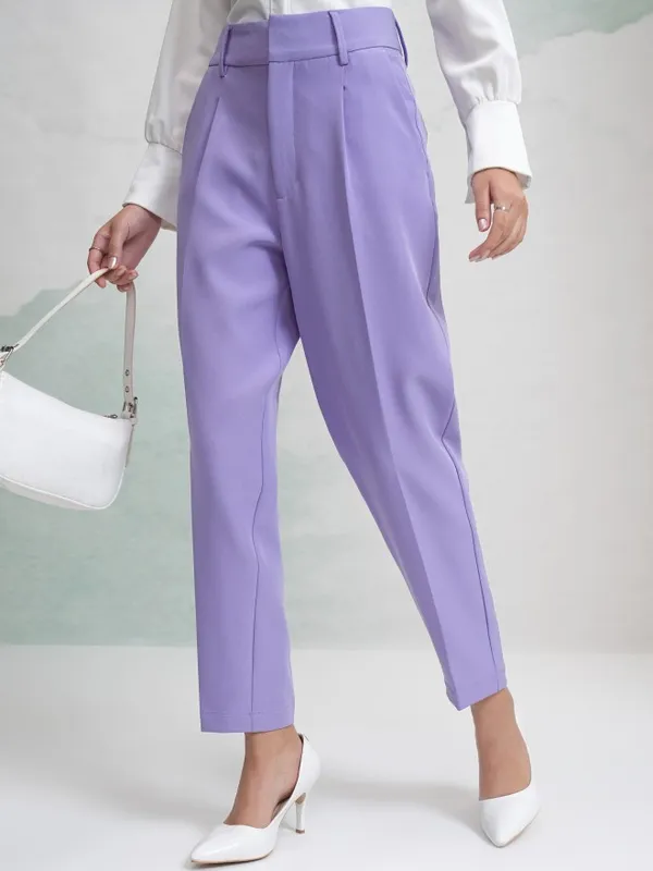 Tokyo Talkies Women Purple Solid Regular Fit Casual Trouser