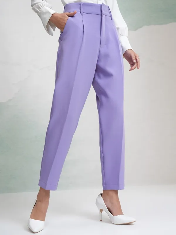 Tokyo Talkies Women Purple Solid Regular Fit Casual Trouser