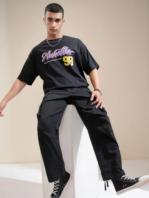 Highlander Men Black Printed Round Neck Oversized Fit T-Shirt