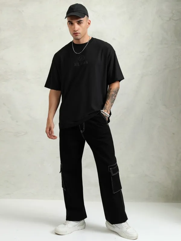 Highlander Men Black Printed Oversized Fit T-Shirt