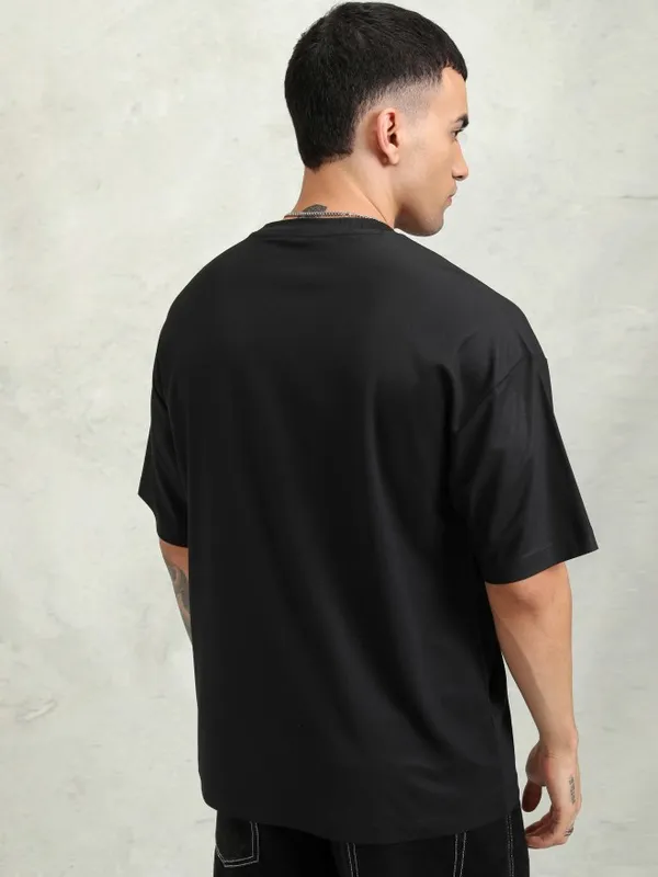 Highlander Men Black Printed Oversized Fit T-Shirt