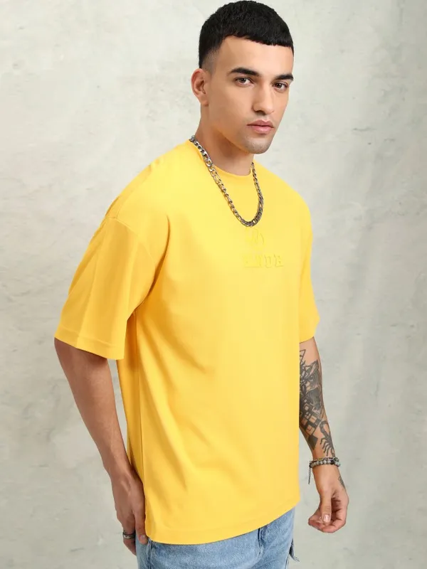 Highlander Men Yellow Printed Oversized Fit T-Shirt