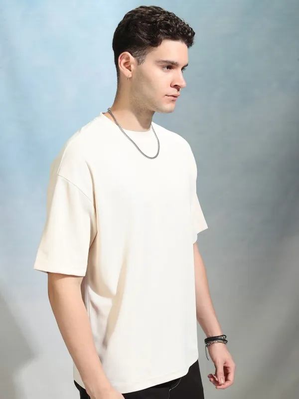 Highlander Men Cream Solid Round Neck Oversized Fit T-Shirt