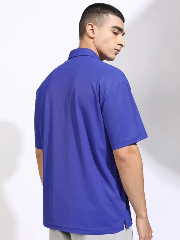 Highlander Men Blue Solid Polo Collar T-Shirt