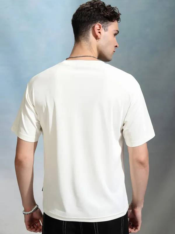 Highlander Men Off White Printed Round Neck Relaxed Fit T-Shirt