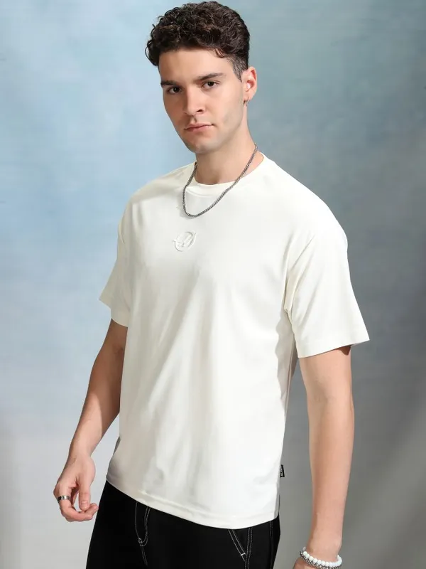 Highlander Men Off White Printed Round Neck Relaxed Fit T-Shirt
