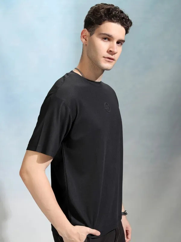 Highlander Men Black Printed Round Neck Relaxed Fit T-Shirt