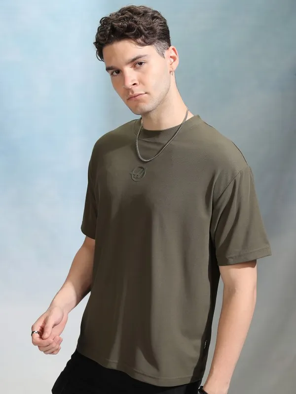 Highlander Men Olive Solid Round Neck Relaxed Fit T-Shirt