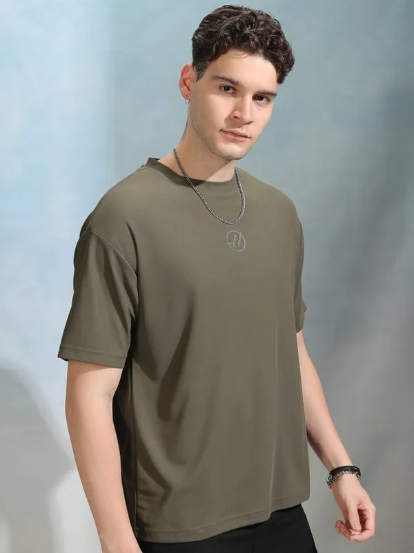 Highlander Men Olive Solid Round Neck Relaxed Fit T-Shirt