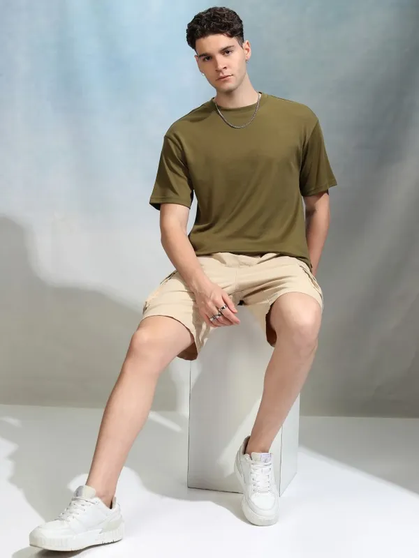 Highlander Men Olive Solid Round Neck Oversized Fit T-Shirt