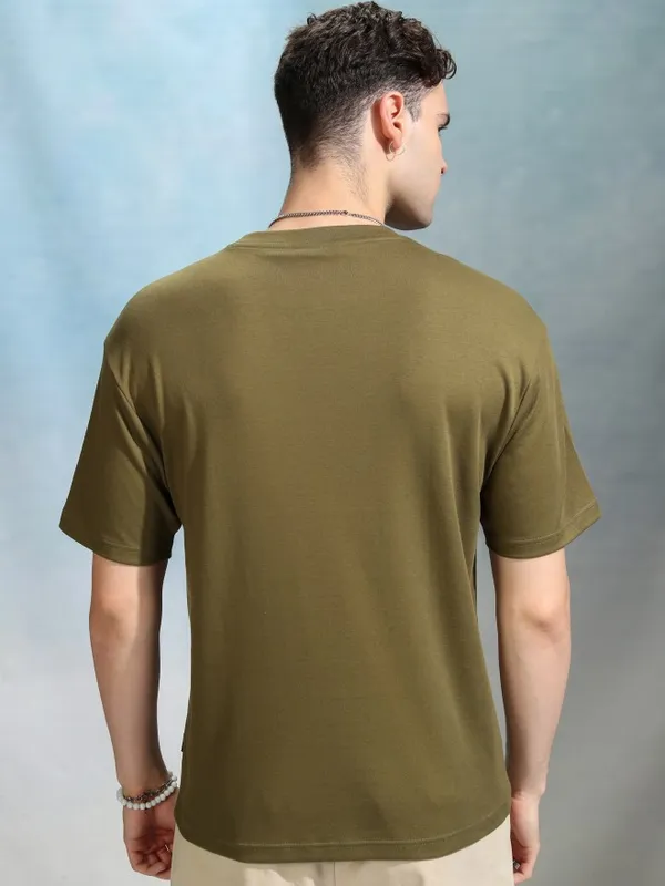 Highlander Men Olive Solid Round Neck Oversized Fit T-Shirt