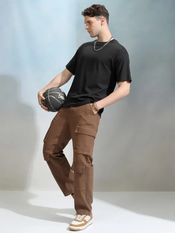 Men Solid Round Neck Relaxed Fit T-Shirt