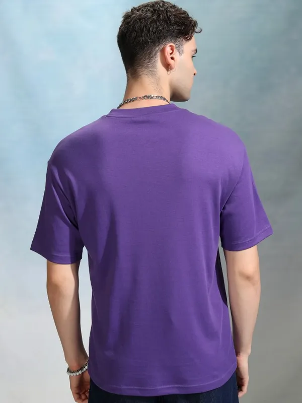 Highlander Men Purple Solid Round Neck Relaxed Fit T-Shirt
