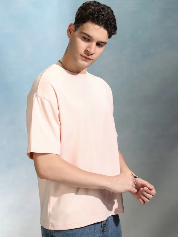 Highlander Men Peach Solid Round Neck Oversized Fit T-Shirt